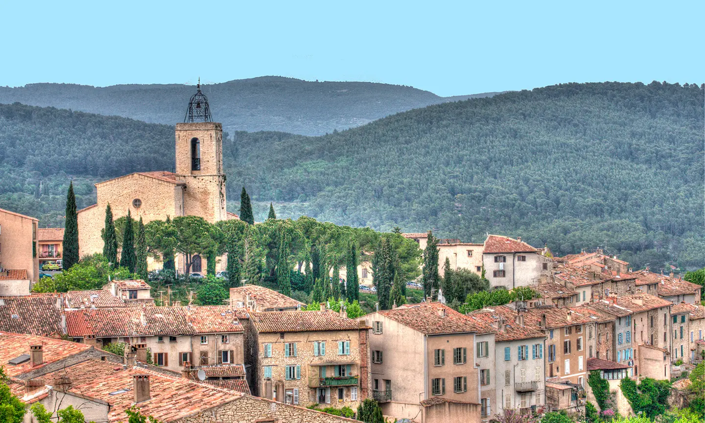 Flayosc, église Saint-Laurent, vue de l'arche